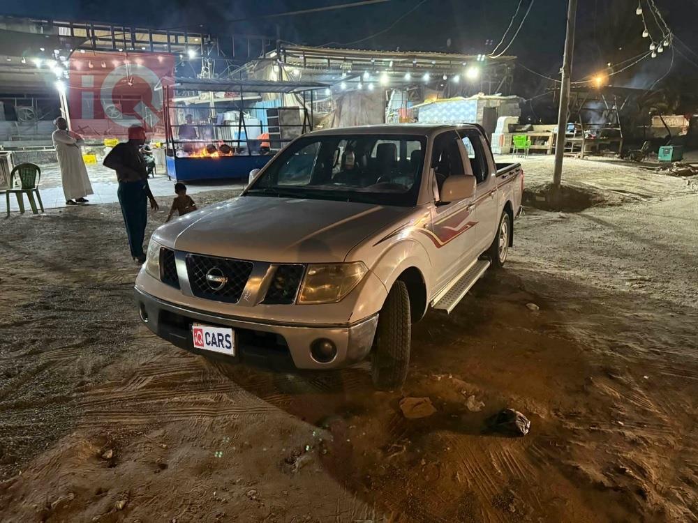 نيسان نافارا